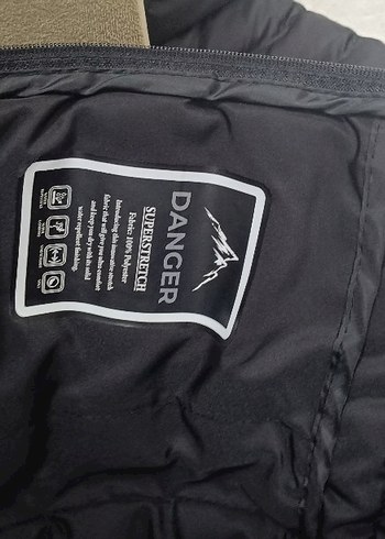 Siyah Kapüşonlu Erkek Mont kalın - Görsel 3