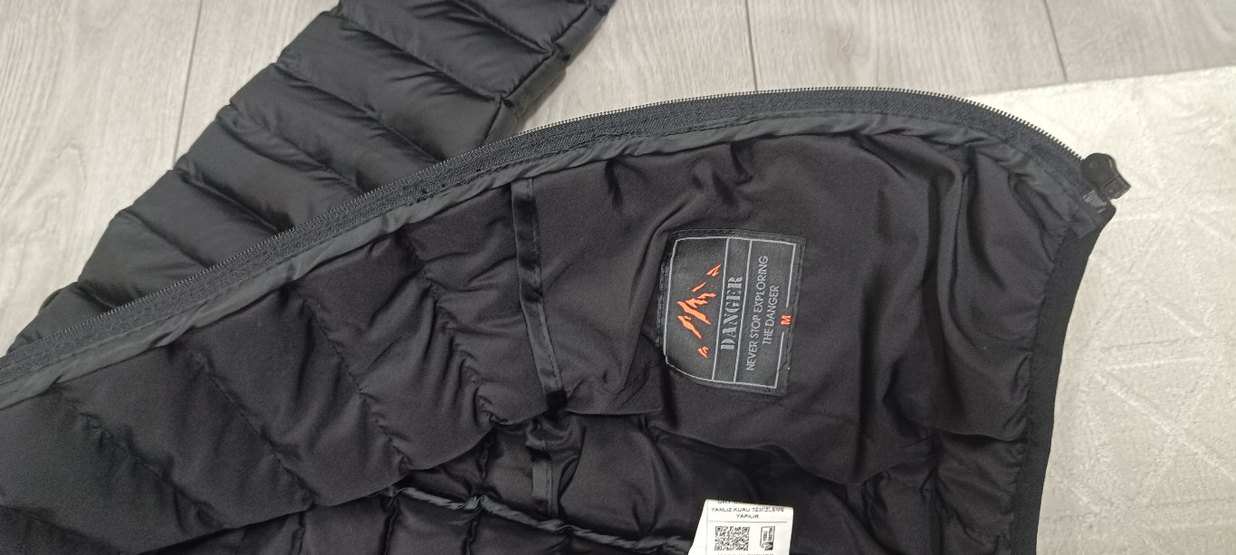 Siyah Kapüşonlu Erkek Mont kalın - Görsel 2