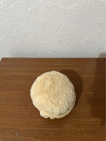 Peluş kulaklık