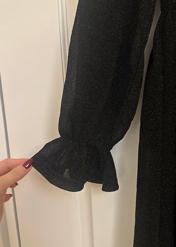 Siyah Uzun Kollu Volanlı Midi Elbise - Görsel 3