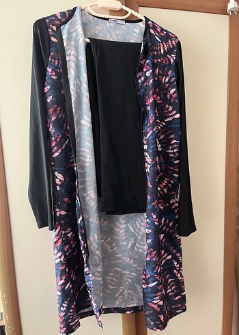 Diğer Uzun Kollu, V Yakalı Batik Desenli Kadın haşema