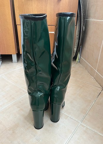 Kadın Parlak Yeşil Dizüstü İnce Topuklu Çizme - Görsel 3