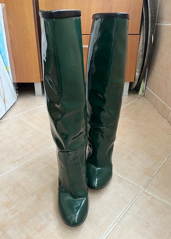 Kadın Parlak Yeşil Dizüstü İnce Topuklu Çizme - Görsel 5