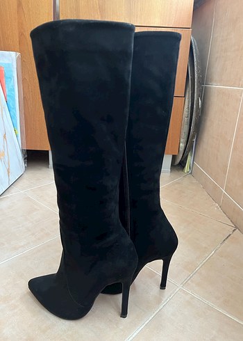 Siyah Süet Dizüstü İnce Topuklu Çizme - Görsel 2