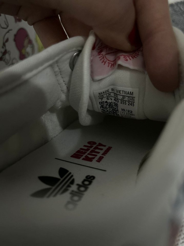 Adidas NİZZA  koleksiyon Hello Kitty Desenli Kadın Spor Ayakkabı - Görsel 3