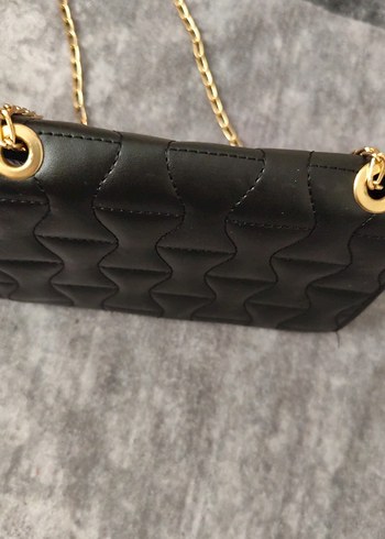 Altın Zincir Detaylı Siyah Biker Çanta - Görsel 6