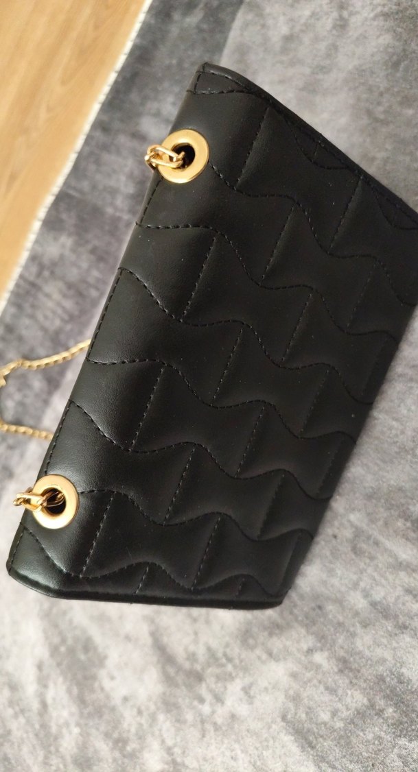 Altın Zincir Detaylı Siyah Biker Çanta - Görsel 4