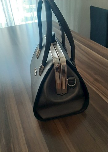 Kahverengi Deri Klasik Kadın Çanta - Görsel 7