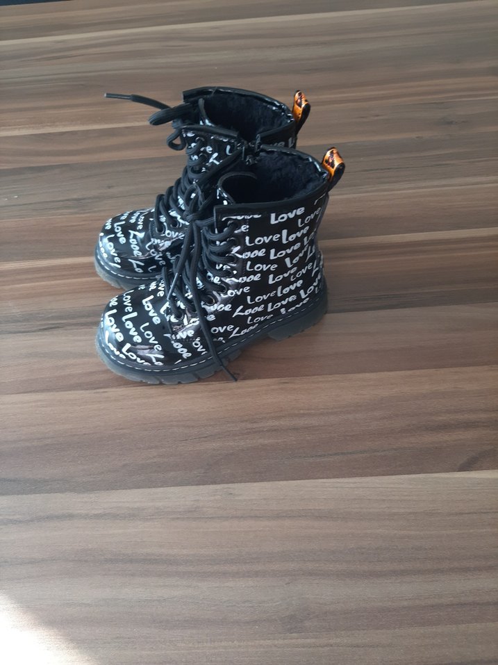 Kız çocuk bot - Görsel 2