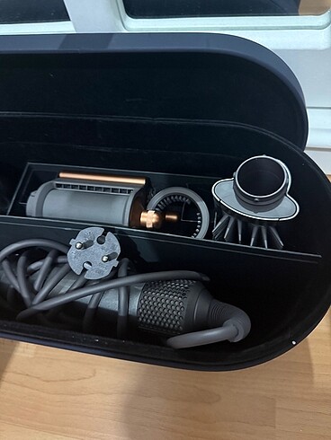 Dyson airwrap tr
