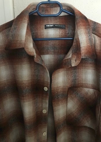 Oduncu gömleği. Düğmeli Uzun Kollu Kahverengi Kalın Gömlek - Görsel 2