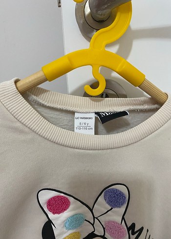 Kız Çocuk Minnie Mouse Baskılı Rahat Eşofman Takımı - Görsel 3