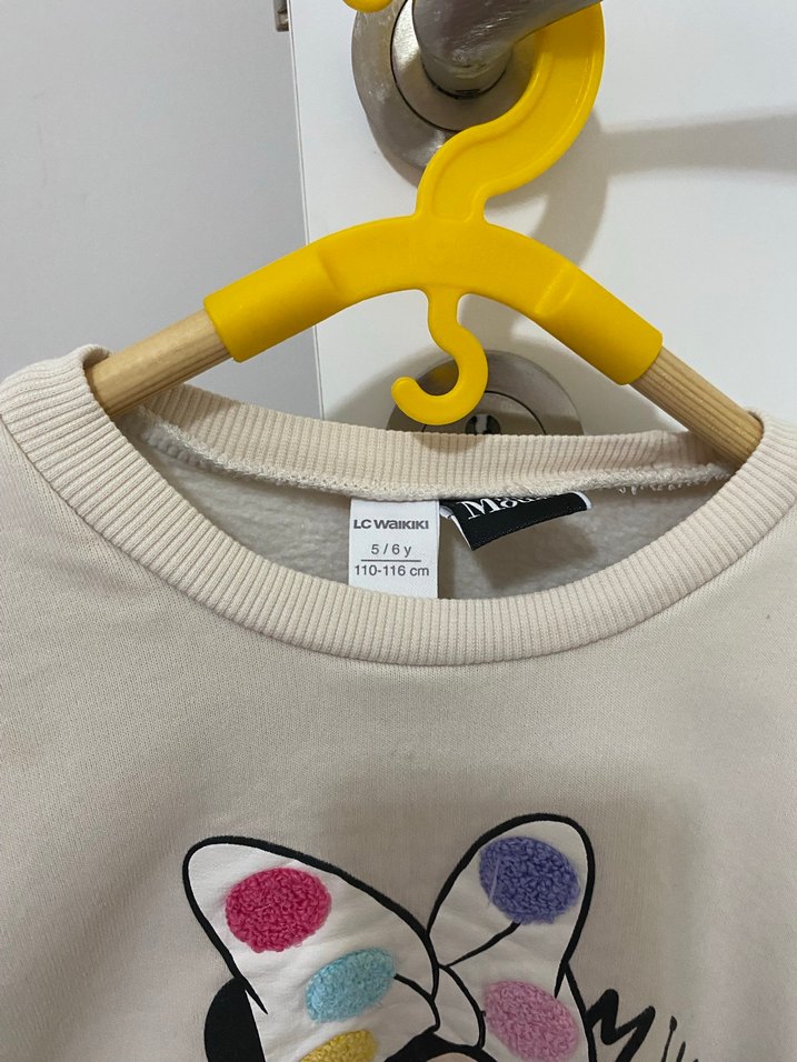 Kız Çocuk Minnie Mouse Baskılı Rahat Eşofman Takımı - Görsel 3