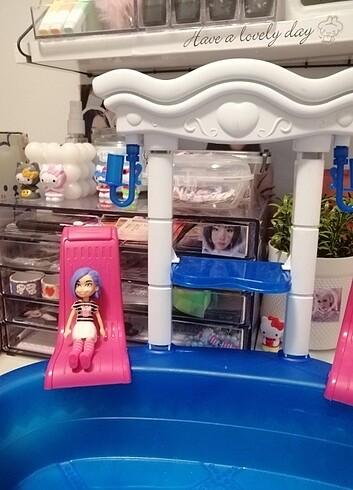 Barbie barbie bebek havuzu erkek polly pocket bebek