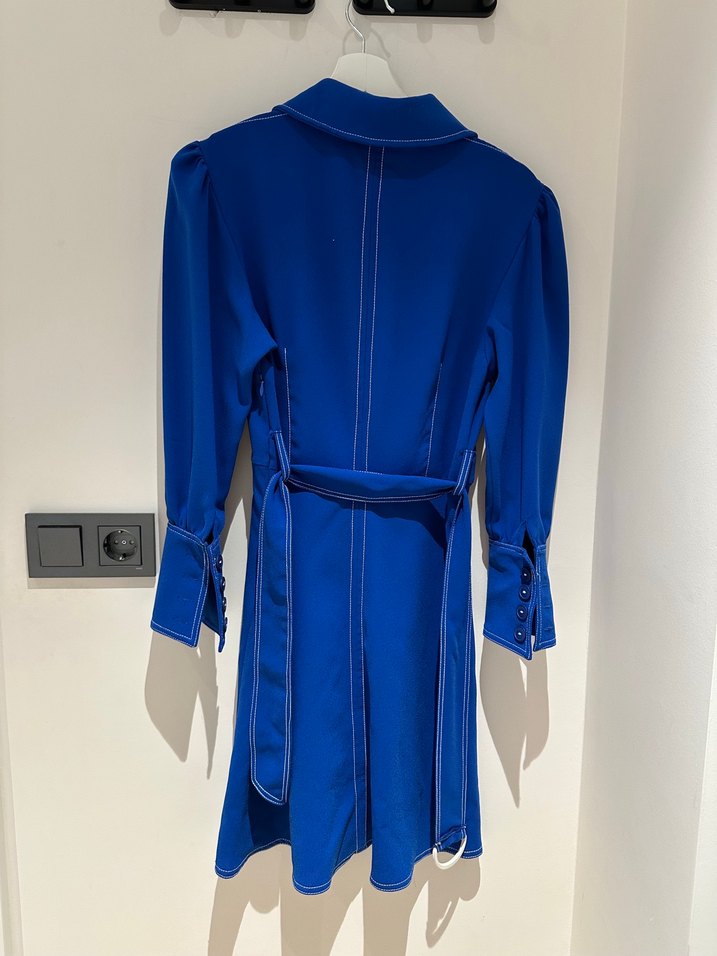 Mavi Düğmeli Kısa Kadın Elbise - Görsel 3