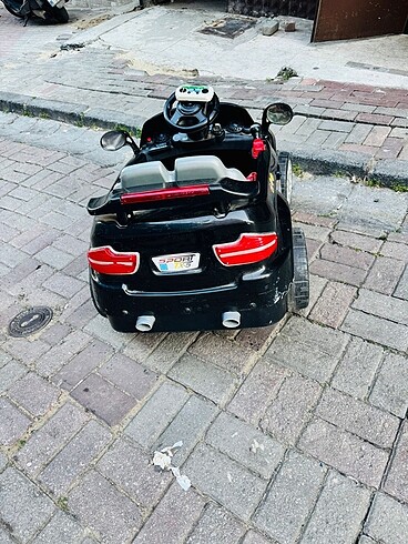  Beden siyah Renk Aliş kids siyah akülü araba