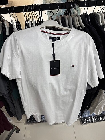 Erkek Tommy Hilfiger tişört