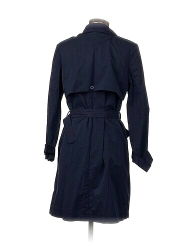 l Beden Yargıcı Trenchcoat %70 İndirimli.