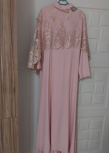 Dantel İşlemeli Pembe Uzun Abiye Elbise