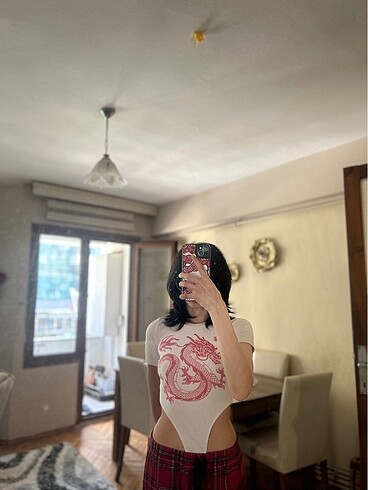Diğer Ejderha desenli çıtçıtlı crop