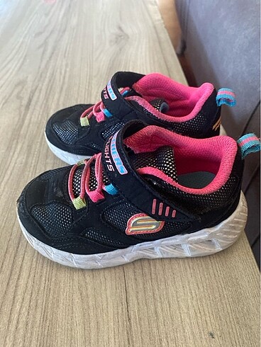 Skechers Sketchers 24 numara ışıklı spor ayakkabı