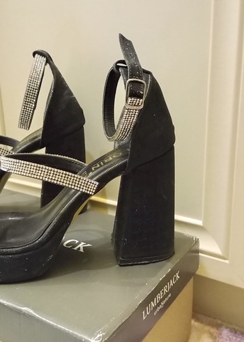 Siyah Platform Topuklu Kadın Ayakkabı - Görsel 3