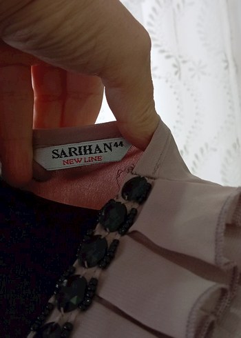 Uzun Kollu Bej Siyah Pilili Elbise - Görsel 4