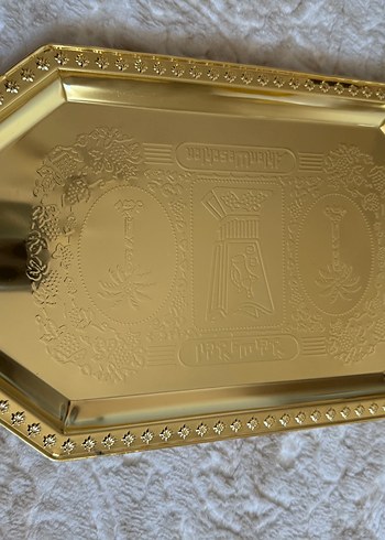 Parlak Altın Renkli Dekoratif Tepsi - Görsel 2