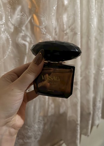 Beden Versace Crystal Noir Parfum Kadın Parfümü