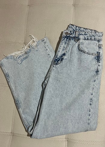 Açık Mavi Yırtıklı Denim Kadın Pantolon