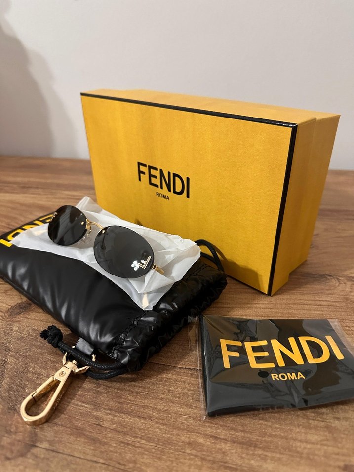 Fendi First Crystal Gözlük - Görsel 2