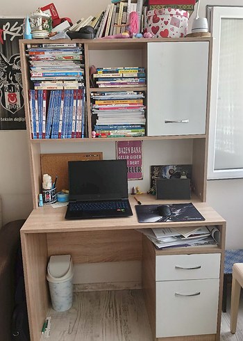 dolaplı raflı kitaplık