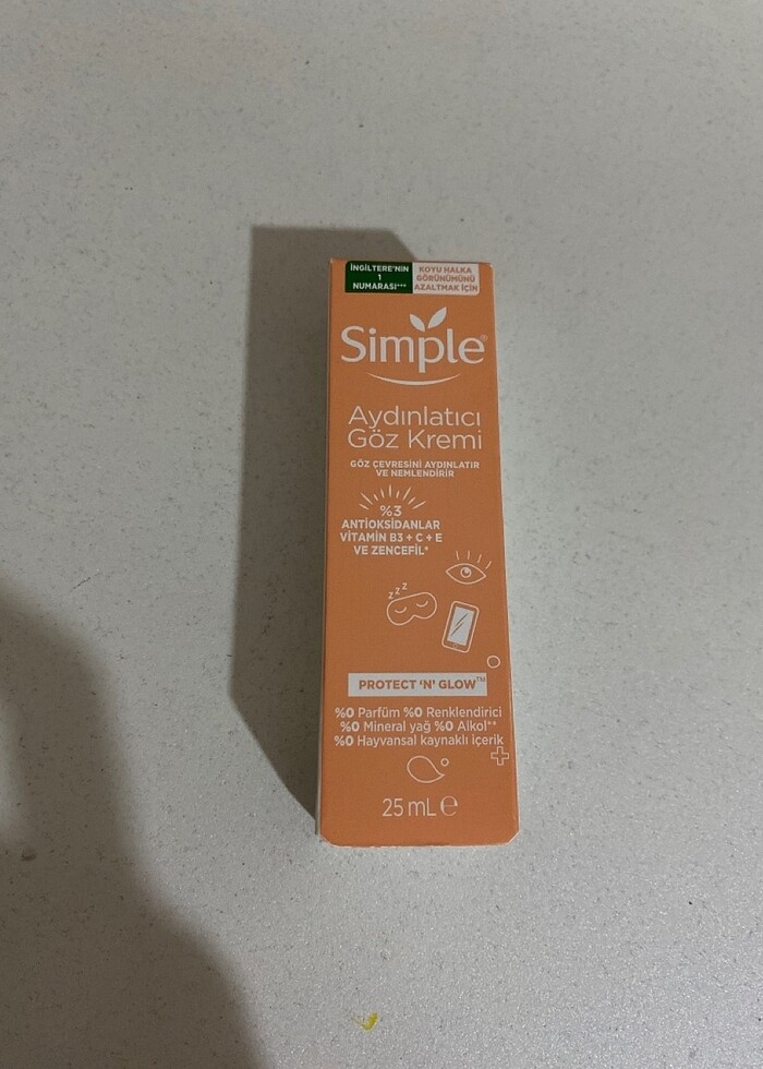 Simple marka aydınlatıcı göz altı kremi - Görsel 2