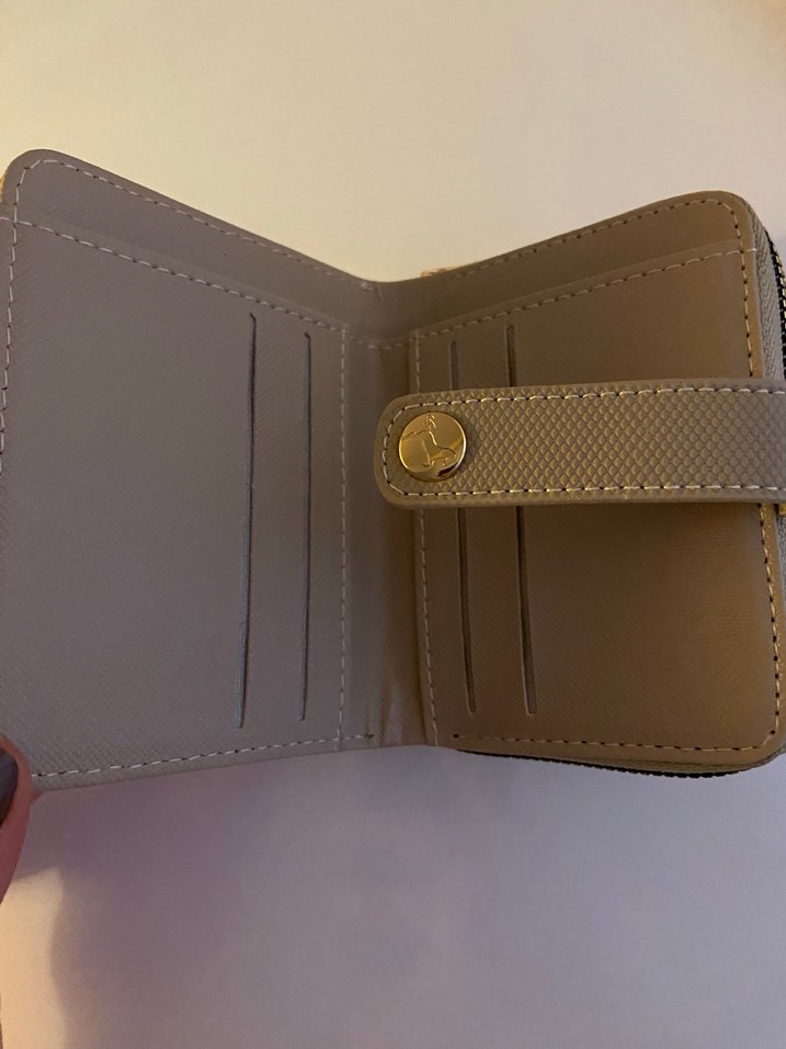 Bej Deri Fermuarlı Kadın Cüzdanı - Görsel 3