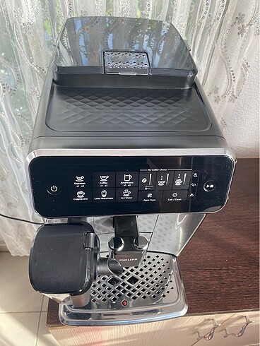 Beden Philips EP3246/70 tam otomatik kahve makinası