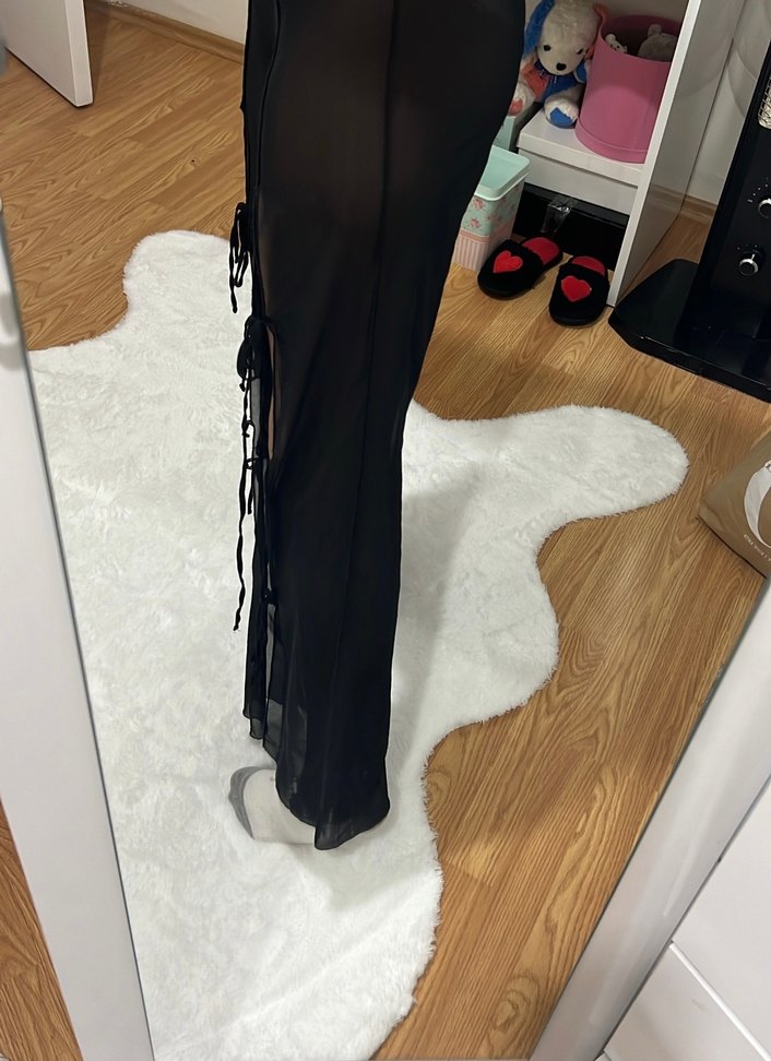 Siyah Yırtmaçlı Saten Kadın İspanyol Pantolon - Görsel 3