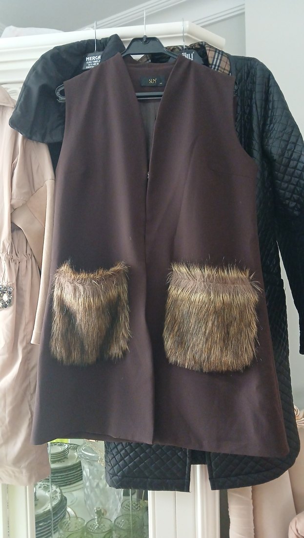 Kahverengi Kürklü Kadın Yelek - Görsel 5
