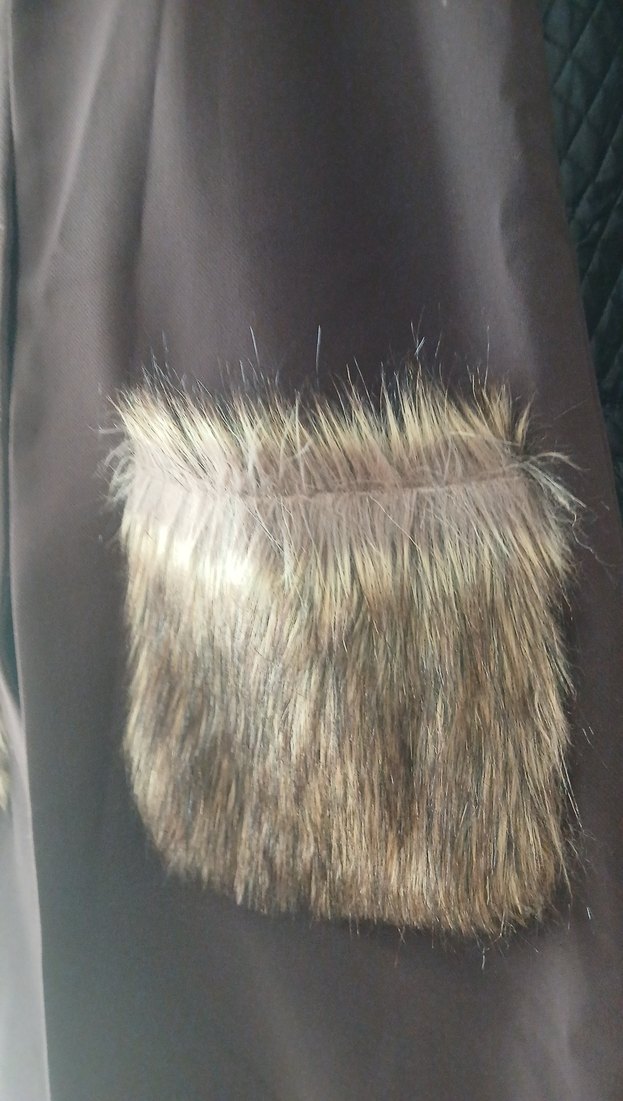 Kahverengi Kürklü Kadın Yelek - Görsel 3