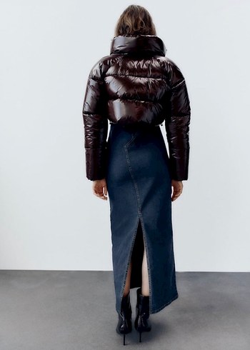 Zara Kadın Koyu Kahverengi Fermuarlı Kısa Mont - Görsel 2