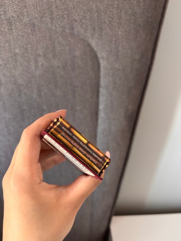 Benefit Hoola Caramel Parlak Bej Allık - Görsel 2