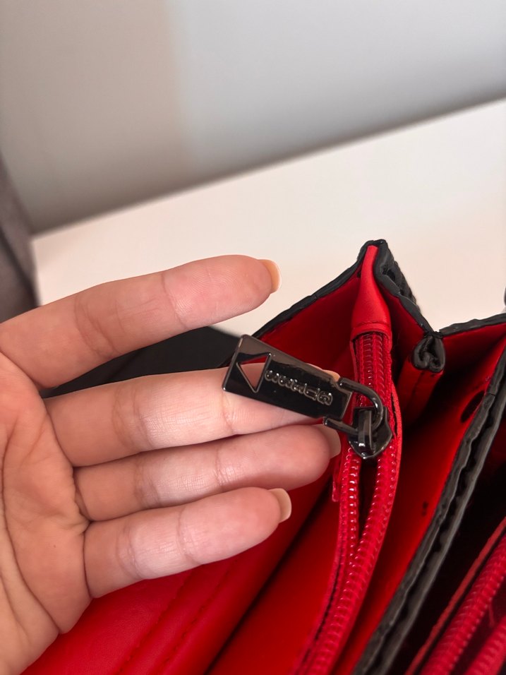 Guess çanta - Görsel 2