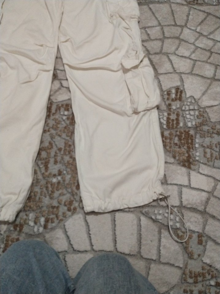 Beyaz Keten Bol Kesim Midi Pantolon - Görsel 2