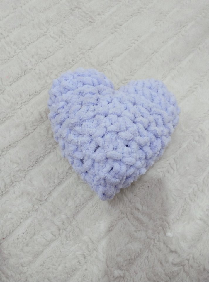 puffy kalp yastık modeli - Görsel 2