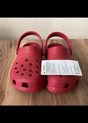 Orijinal Unısex Crocs J3 34-35 numara aralığına uygun
