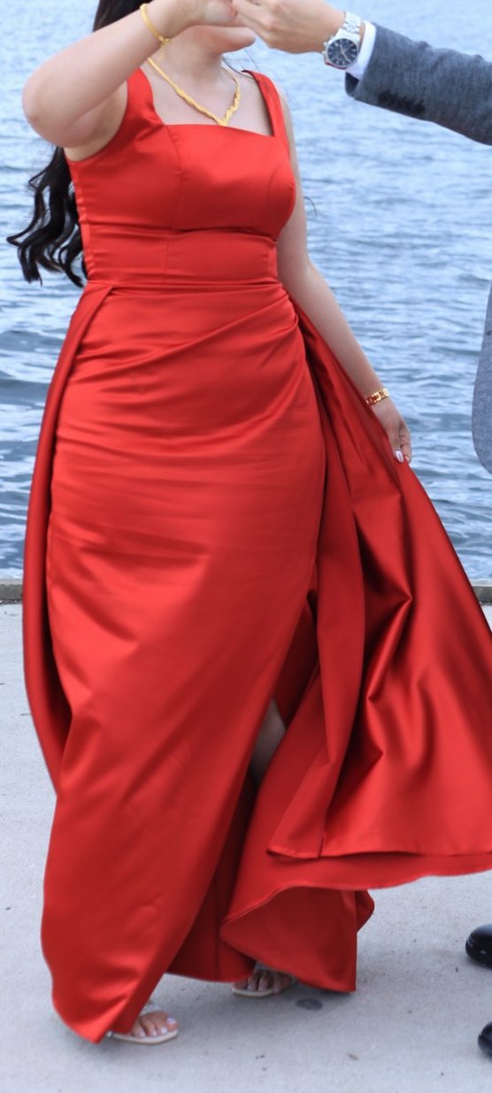 Kırmızı Uzun Nişan Elbisesi - Görsel 2