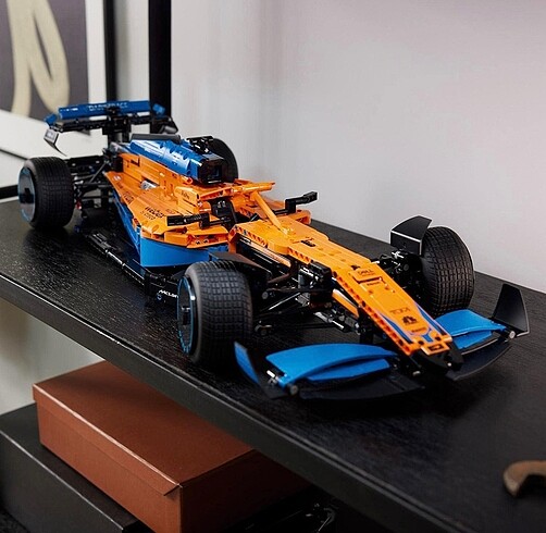 Diğer Lego Technic Mclaren F1 aracı
