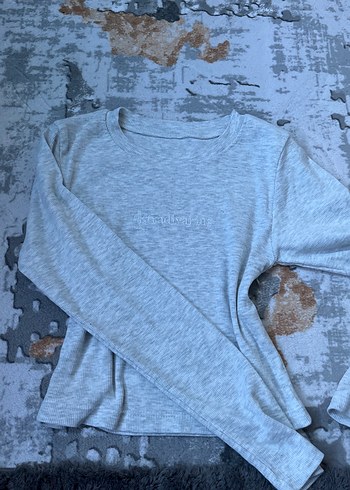 Gri Uzun Kollu Kadın Crop