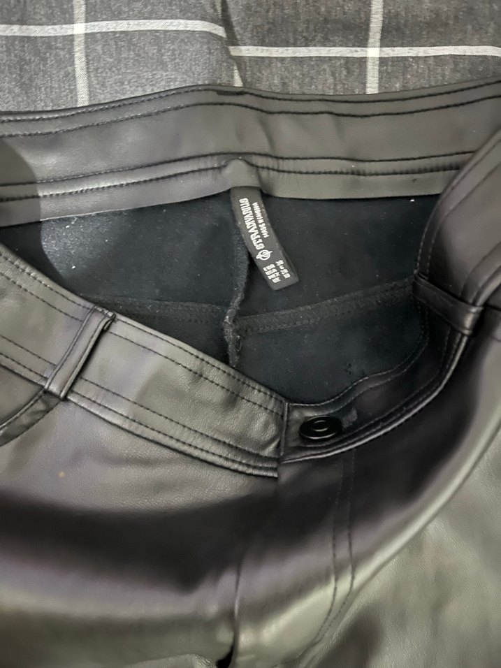 Deri Siyah Midi Kadın Pantolon - Görsel 2