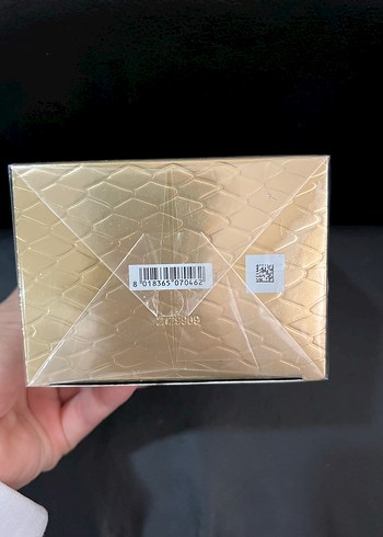 Beden Versace Crystal Noir Kadın Parfümü