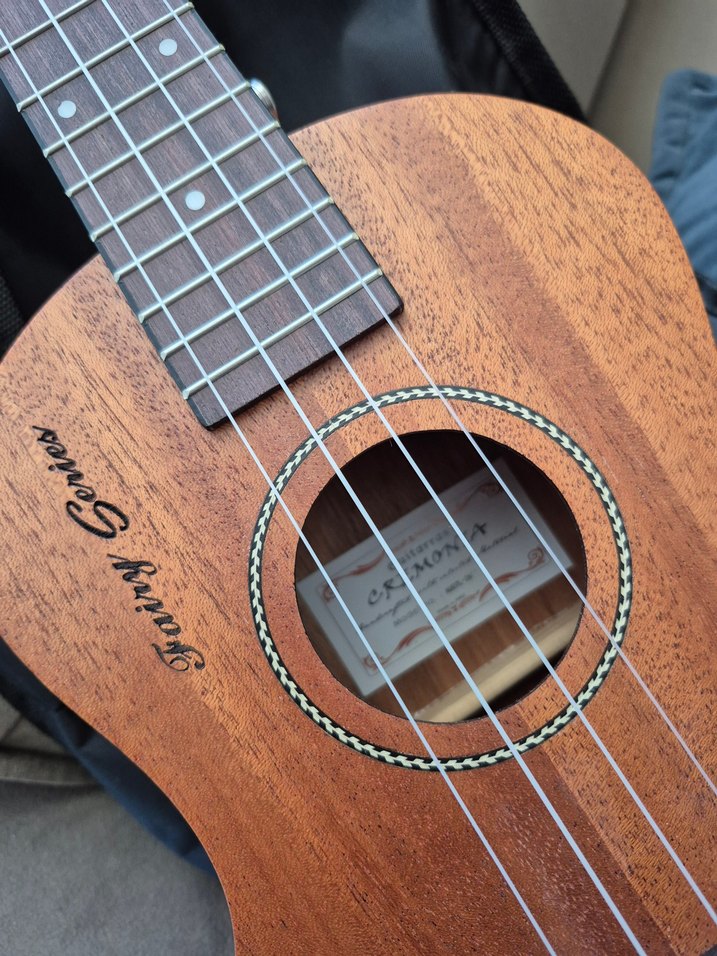 Cremonia Tenor Ukulele - Görsel 3